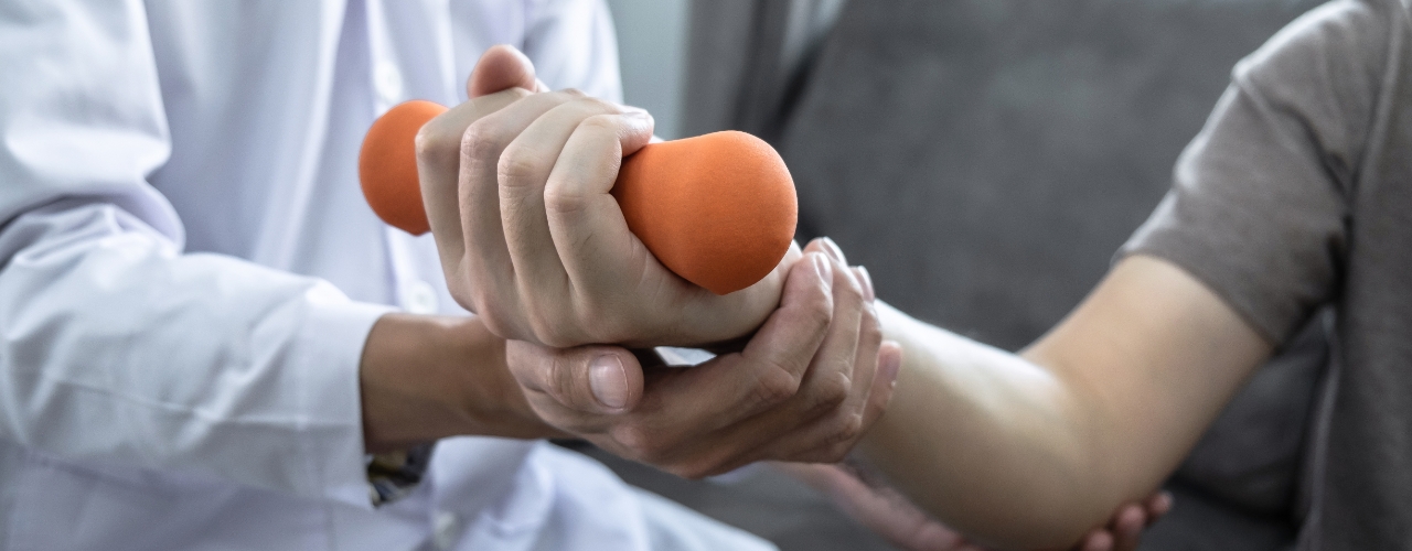 certified-hand-therapy-elements-physiotherapy-and-rehabilitation-Oshawa-ON